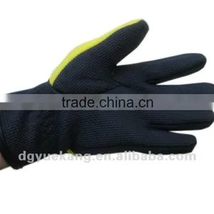 Neoprene Winter Glove thumbnail-1