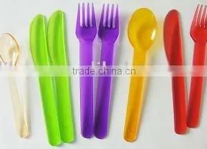 Disposable Plastic Cutlery thumbnail-1