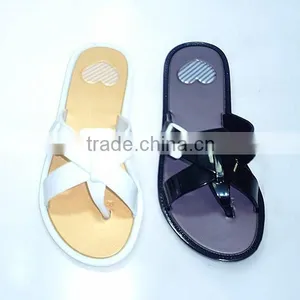 Fashion Hot Popular New Design Flat Slippers for Lady thumbnail-1