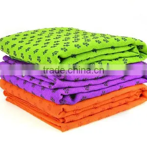 Non-Slip Washable Foldable Soft & Absorbent Yoga Towel thumbnail-2