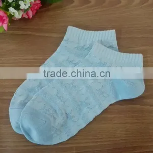 Blank Color Pure Cotton Invisible Ankle Socks for Girls and Women thumbnail-4