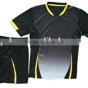 Hot Sale Unique Custom Soccer Jersey Uniform Quick Qry Fabric thumbnail-4