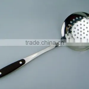 New Design Stainless Steel Wooden Handle Kitchen Tool Set thumbnail-4