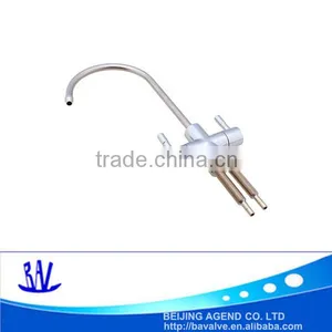 Brass Kitchen Faucet With Double Handle Faucet Accessories thumbnail-1