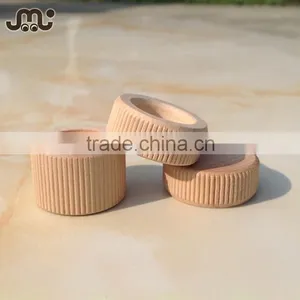Wholesale Small Round Wooden Bottle Cap thumbnail-1