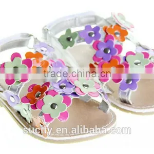 Wholesale Girls Sexy Stylish Flat Sandals With Flowers thumbnail-3