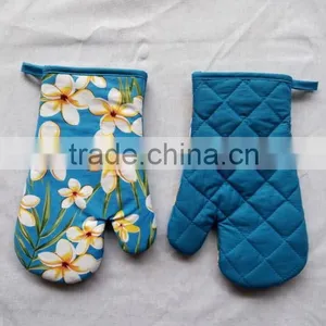 2016 Silk Screen Pigment Printing 3pcs Cotton Apron Set With Oven Mitten Pot Holder Set Free Samples China Supplier thumbnail-5