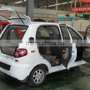 EEC/COC Approved 3-wheel Electric Cabin Tricycle thumbnail-1