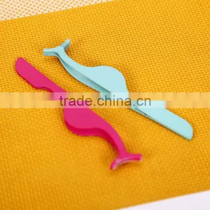 Colorful Rubber Plastic Material Multifunctional Eyebrow Tweezer Popular Used for Beauty Salon thumbnail-4