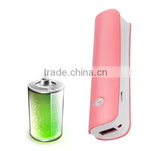 2600mAh Slim Mobile Power Bank Charger With LED Light for Iphone thumbnail-3
