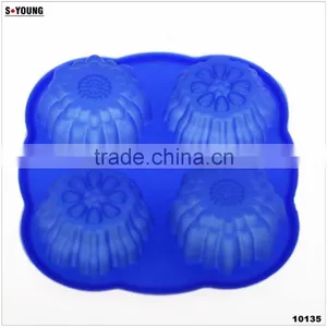 10135 Four Cells Flowers Silicone Mould thumbnail-1