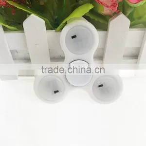 LED Glow Gyro Switch Finger Gyro Three Leaves Bright Flash Finger Gyro Factory Direct thumbnail-6