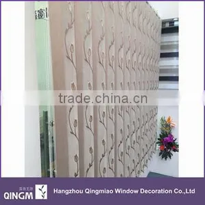 Fabric Material and Roller Type Manual Vertical Blinds thumbnail-4