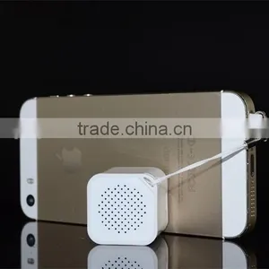 Smallest Mini Bluetooth Speaker With Remote Shutter for Mobile Phone thumbnail-3