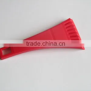 Flat Compact Design Ice Scraper thumbnail-1