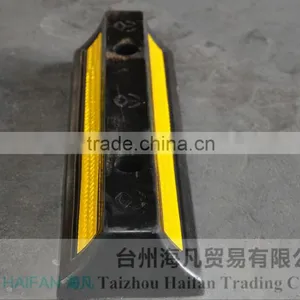 500mm Highly Visible Rubber Wheel Stopper Rubber Wheel Stopper/Durable Customized Wheel Chock Rubber Wheel Stopper thumbnail-4