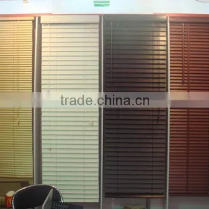 Wood Window Blind thumbnail-1