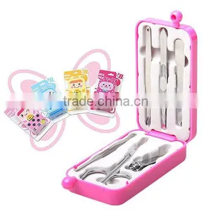 Supply Cartoon Bee Nail Clippers Makeup Kit thumbnail-1