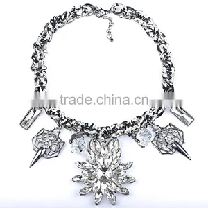 Women Fashion Crystal Gem Stone Flowers Pendant Chain Necklace thumbnail-6