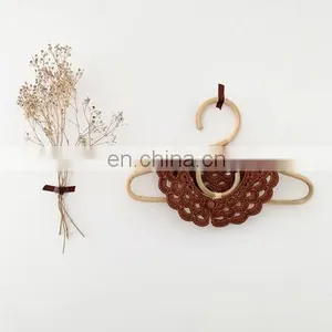2020 Autumn New Ins Baby Girl Two-color Lotus Leaf Collar Wild Hand Hook Collar Female Baby Cotton Crochet Flower Collar thumbnail-3