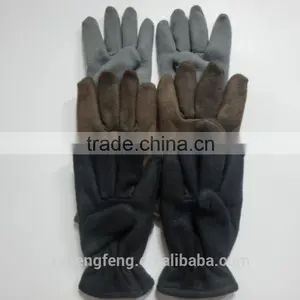 2016 New Polar Fleece Three-piece Including Hat Scarf and Gloves thumbnail-3