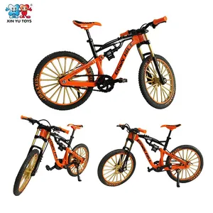 XINYU Stimulated Bike Model 1:8 Scale Diecast Metal Bicycle Vehicle Toy thumbnail-3