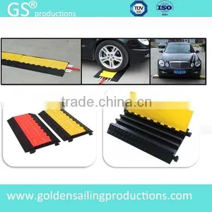 Outdoor & Indoor Event Recycled Ruber Cable Ramp thumbnail-3