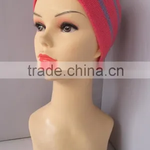 Hot Sale Sweet Design Customaize 100%Acrylic Pom Beanie thumbnail-3
