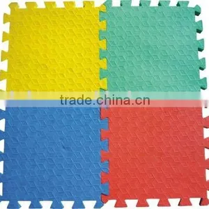 62cm by 62cm Interlocking EVA Mat Outdoor Garden Hole Mat Anti-Slip EVA Floor Mat thumbnail-1