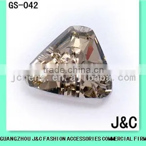 Triangle Glass Stone Button for Clothes thumbnail-1