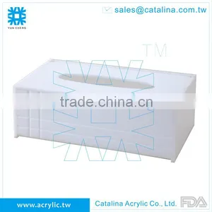 Line Design Acrylic Clear Tissue Box thumbnail-3