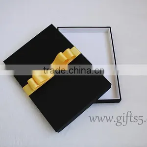 Handmade Black Wedding Invitation Packaging Boxes thumbnail-3