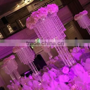Table Top Chandelier Centerpieces for Weddings thumbnail-1