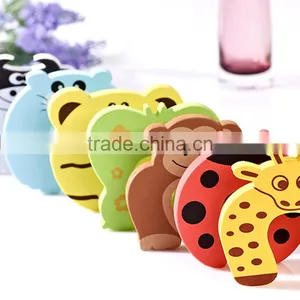 J148 Baby Safety Soft Rubber With Cartoon Design Door Guard thumbnail-1