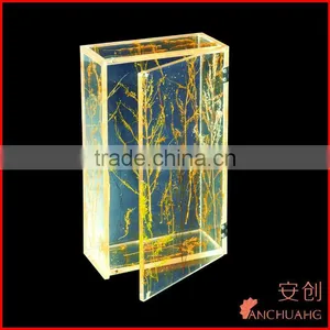 Clear Acrylic Keepsake Box thumbnail-1