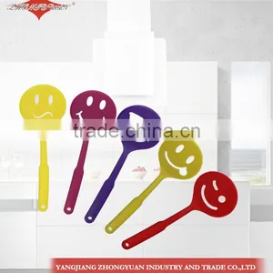 5pcs Different Colorful Cute Smile Face Shape Nylon Plastic Kitchen Accessory for China 2014 thumbnail-1