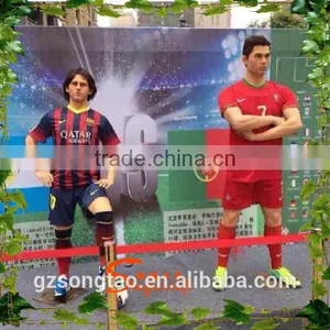 Famous Player Artificial Lifesize Statue for Sale in Football Place thumbnail-1