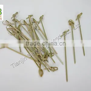 Disposable Birch Wood Fruit Fork thumbnail-6