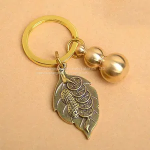 Quick Production of Metal Keychain Creative Keychain Factory thumbnail-3