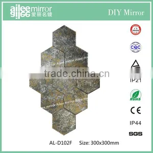 Insulated Good Quality Mirror thumbnail-1