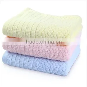 Factory Direct Sale 100% Cotton Jacquard Elegant Face Towel thumbnail-1