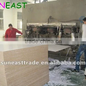 China 3.7mm Raw or Melamine Paper Laminated MDF E2 Glue Low Price thumbnail-1