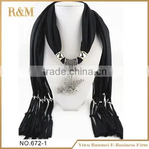 Best Selling Fine Quality Bird Scarf Fine Workmanship thumbnail-1
