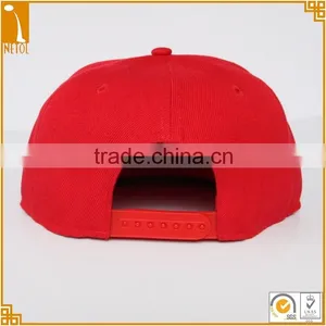 6 Panel Sports Style Metal Badge Custom Snapback Caps thumbnail-2