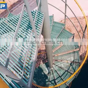 JH414 GRP Stair Tread thumbnail-1
