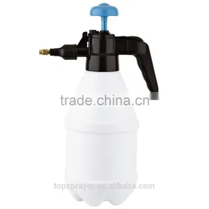 2L Garden High Quality Manual Sprayer thumbnail-1
