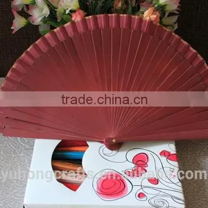 High Quality Spanish Wood Fabric Fan thumbnail-3