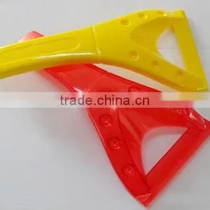 New Plastic Ice Scraper thumbnail-1