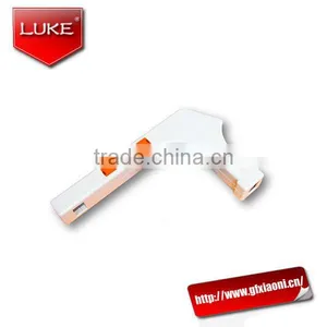 High Quality Rickshaw Spare Parts/plastic Armrest/e Rickshaw Plastic Seat Handle Made in China thumbnail-1