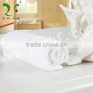 China Suppliers 100% Cotton Plain Weave Embroidered Face Towel thumbnail-4